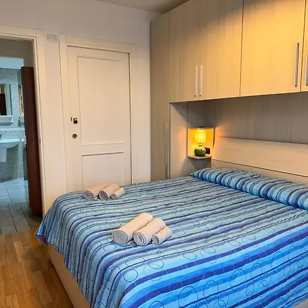 5 Min Dal Centro E Funivia Con Posteggio Privato Apartamento
