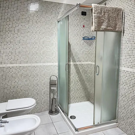 5 Min Dal Centro E Funivia Con Posteggio Privato Daire